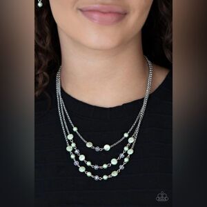 Let The Record Glow Green Necklace (66)